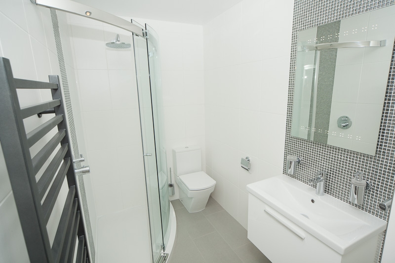 Sleek Chrome and White Ensuite 13