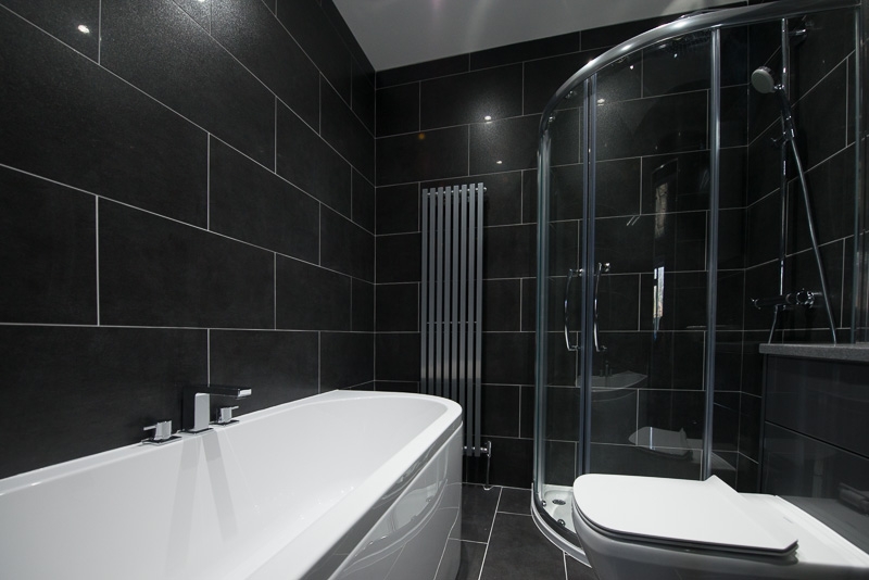 Contemporary Grey Ensuite 7