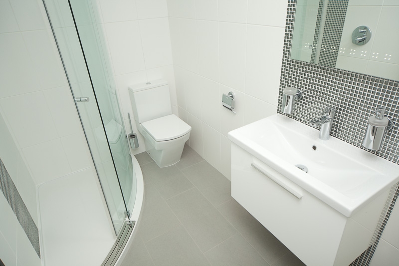 Sleek Chrome and White Ensuite 12